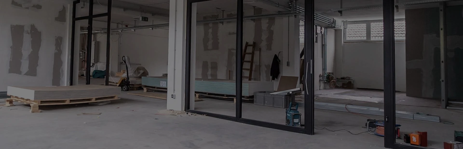 Commercial Building & Renovations breadcrumb hero